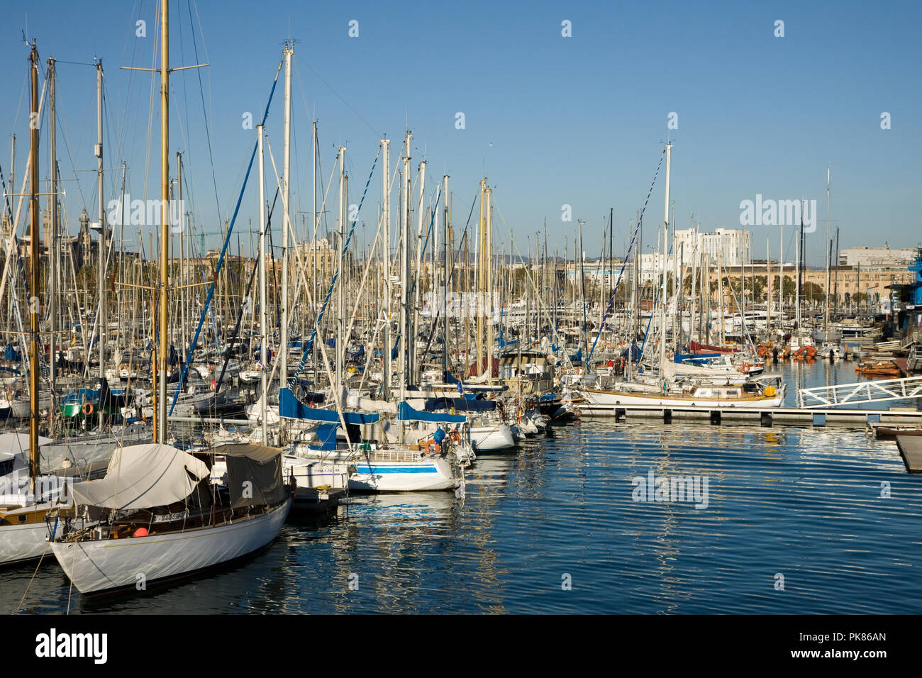 barcelona harbor in spain Stock Photo - Alamy