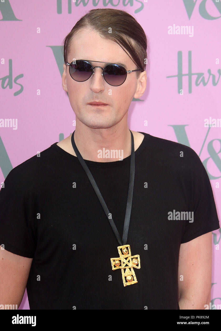Jun 20, 2018  - Gareth Pugh attending V&A Summer Party 2018, Victoria and Albert Museum in London, England, UK Stock Photo