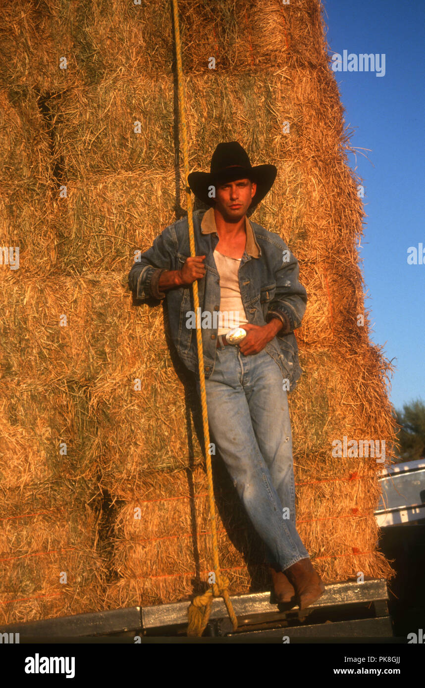 TUCSON, ARIZONA SEPTEMBER 24 (EXCLUSIVE) Actor Stephen Baldwin poses
