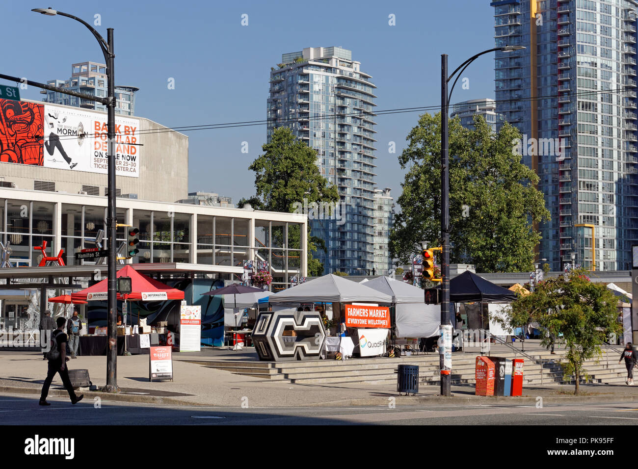 Downtown Farmers Market, Queen Elizabeth Theatre Plaza, Vancouver, BC, Canada Stock Photo