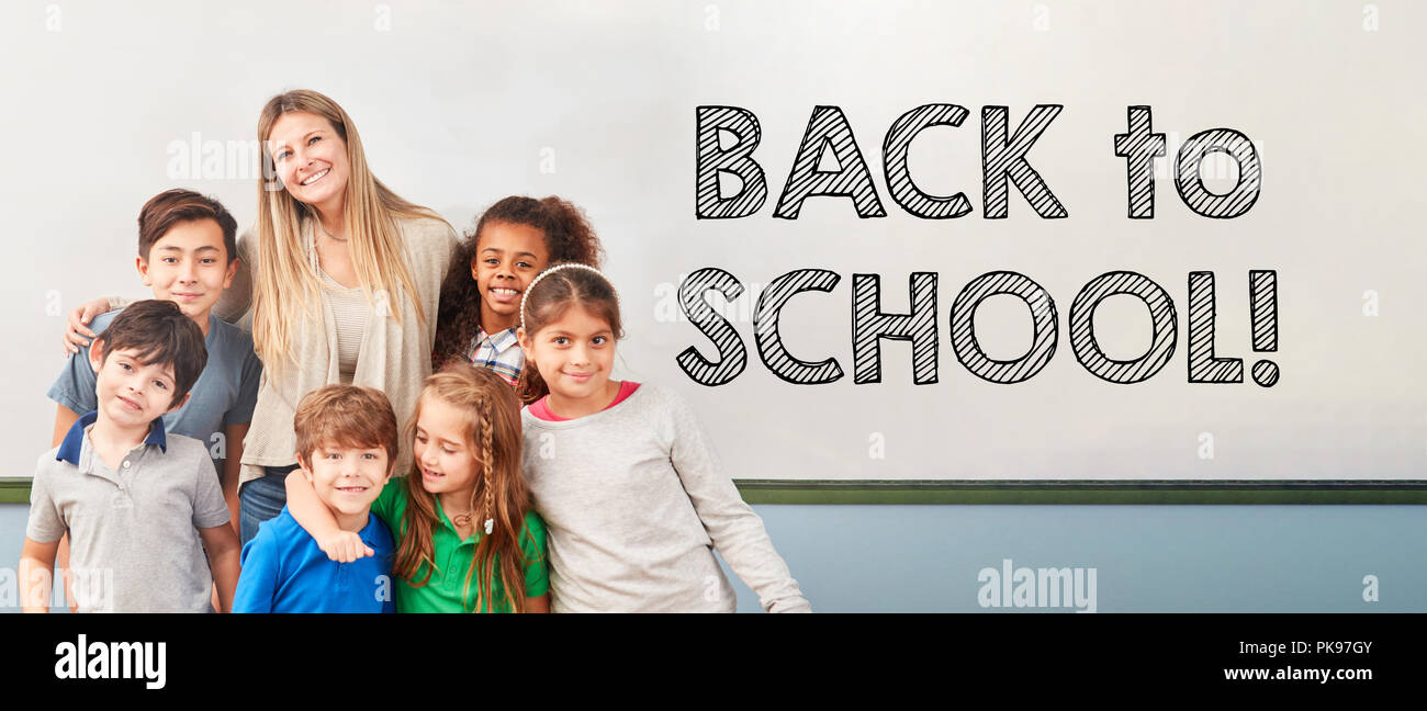 Class of school children hi-res stock photography and images - Alamy