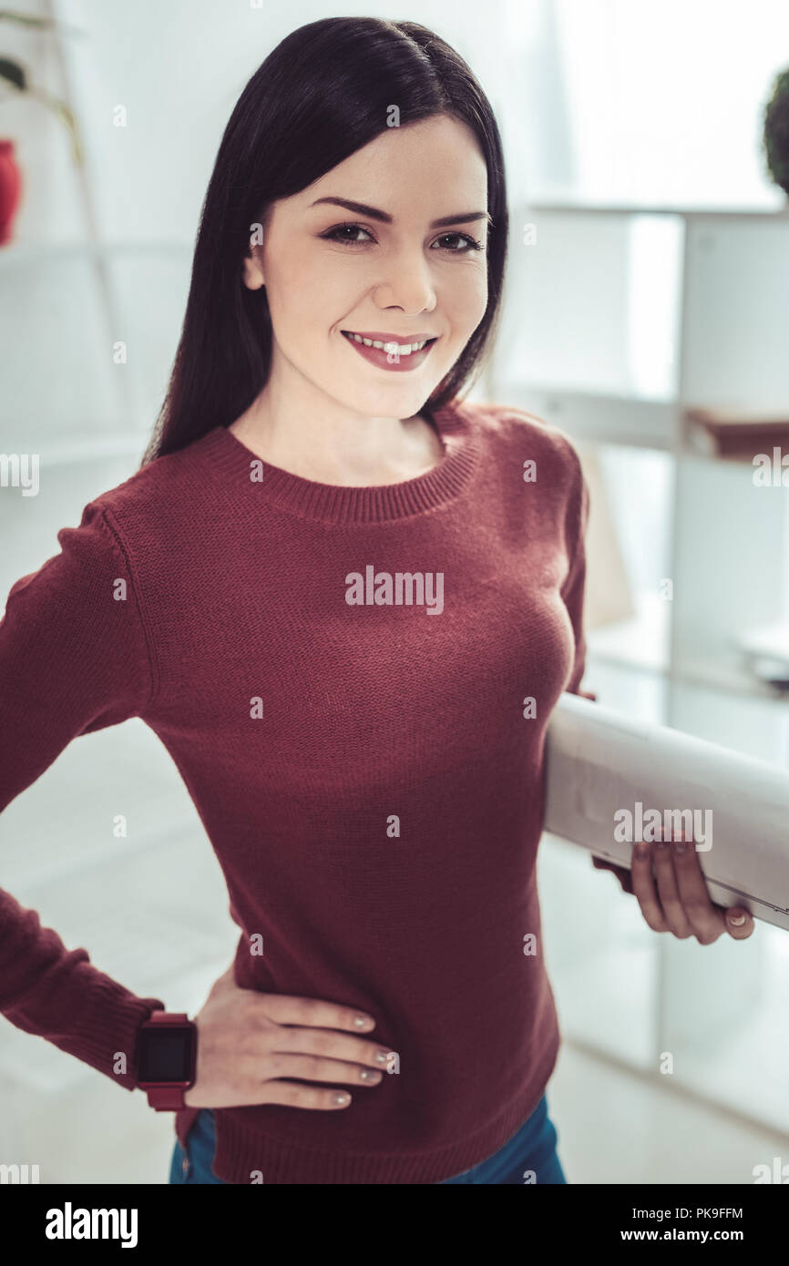 Portrait of pretty woman that smiling on camera Stock Photo - Alamy