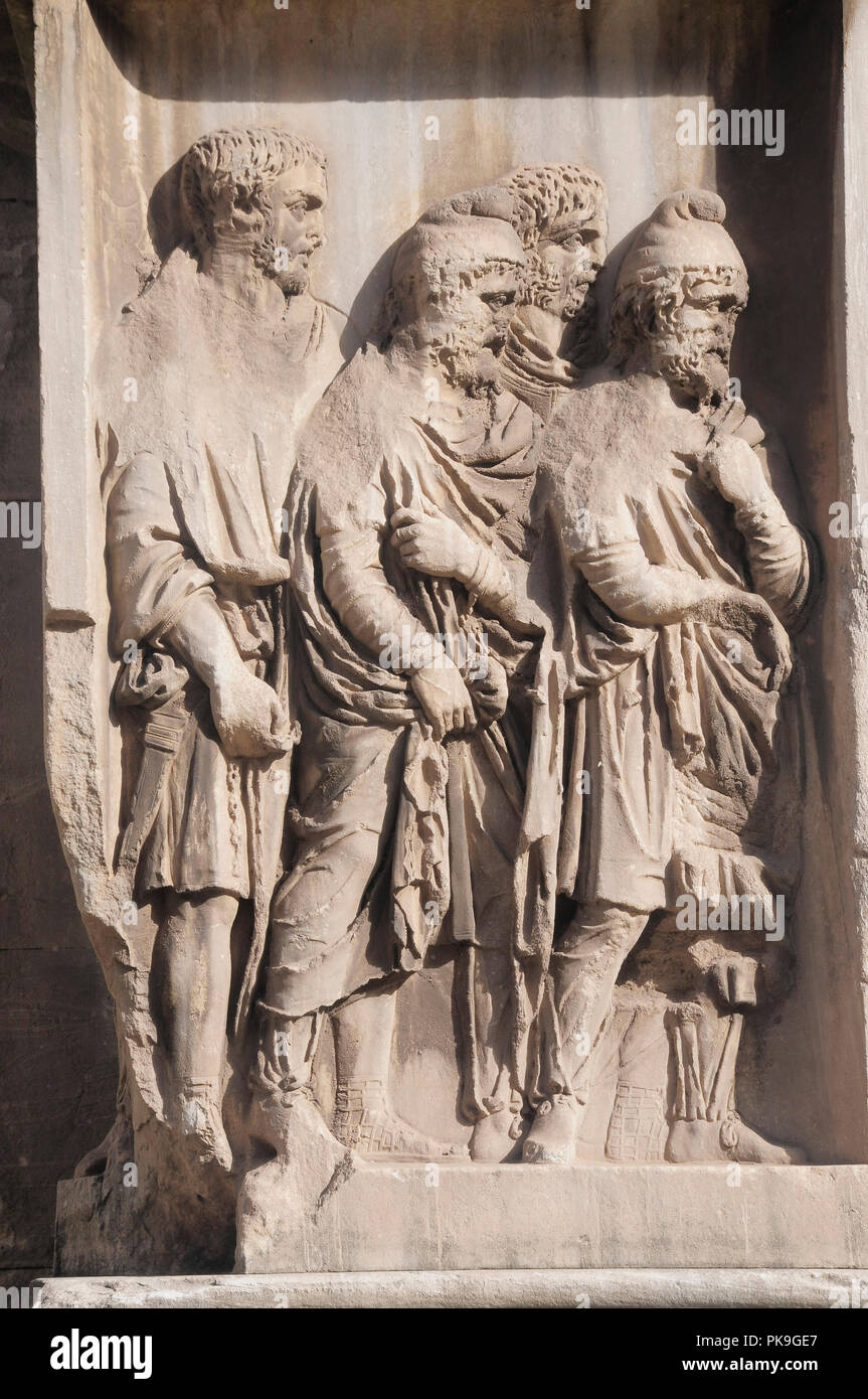 Ancient roman family relief hi-res stock photography and images - Alamy