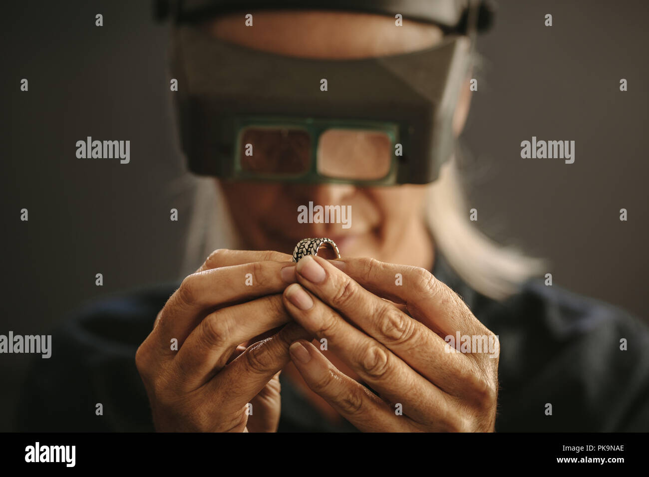 Making a diamond ring hires stock photography and images Alamy