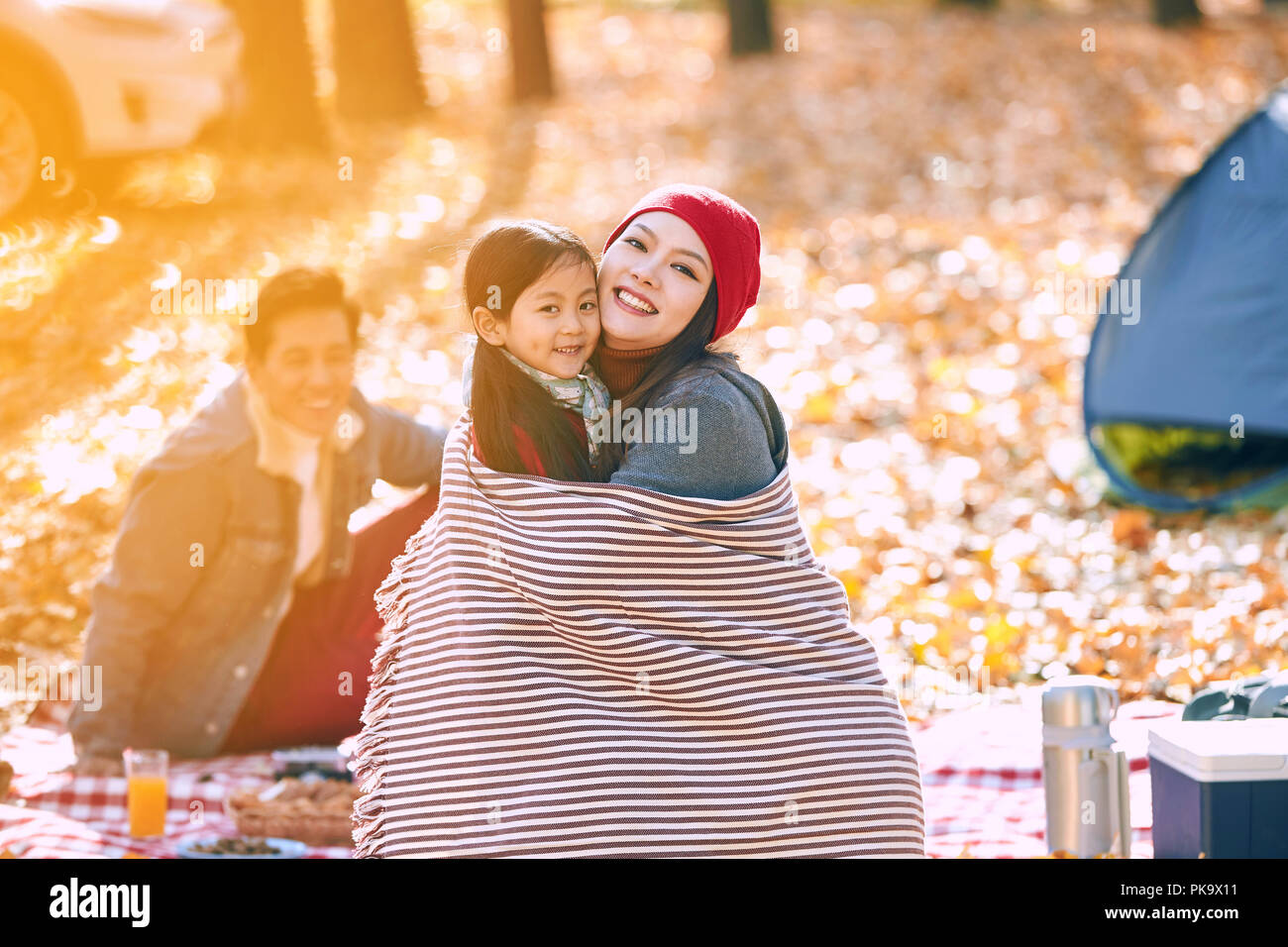 Three generation family picnic park hi-res stock photography and images ...