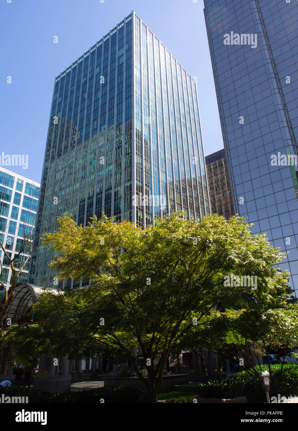 Vancouver tall building hi-res stock photography and images - Alamy