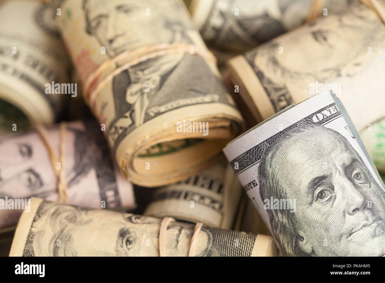 Pile of United States Money Roll Denominations Stock Photo - Alamy