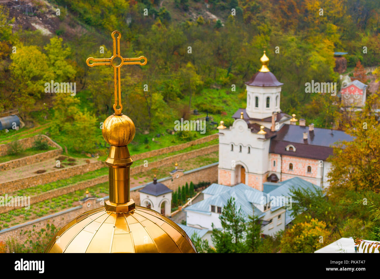 Golden dome of the Orthodox Russian church with a cross, close-up Stock ...