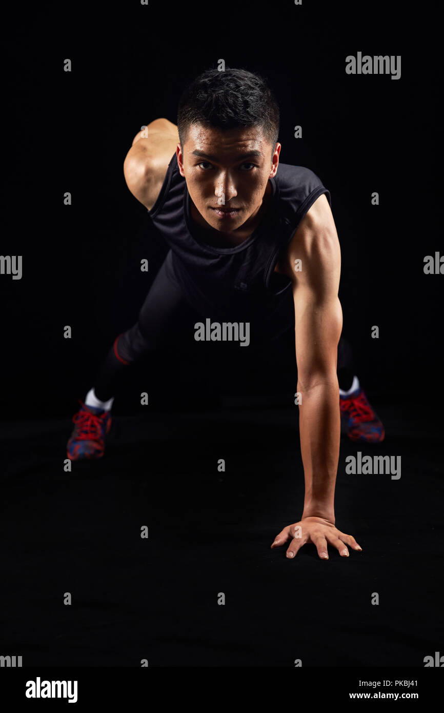 Vertical push ups hi-res stock photography and images - Alamy