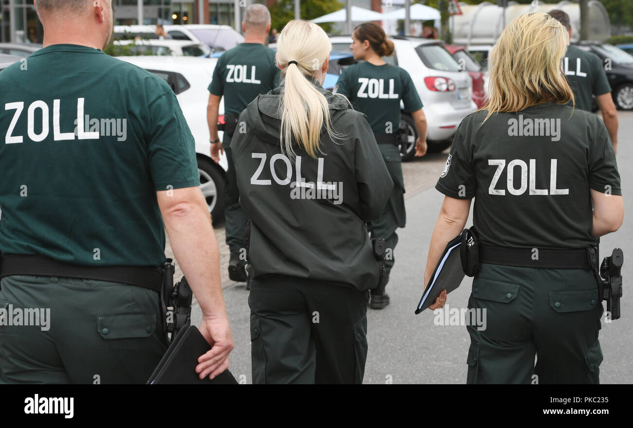 Zoll германия. немецкая таможенная служба. таможенный контроль в германии. таможня германии в аэропортах. таможня фрг.