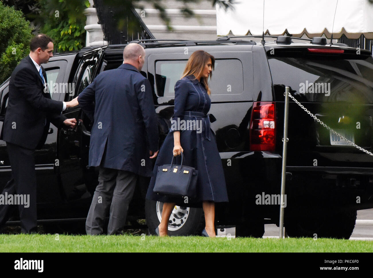 Walks with americas first lady hires stock photography and images Alamy