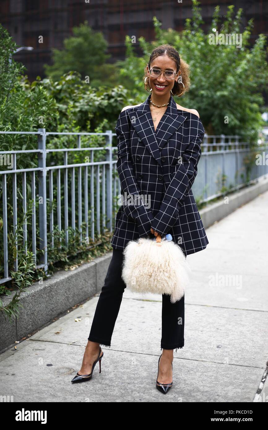 Elaine Welteroth posing on the street during New York Fashion Week - Sept  11, 2018 - Photo: Runway Manhattan ***For Editorial Use Only?***