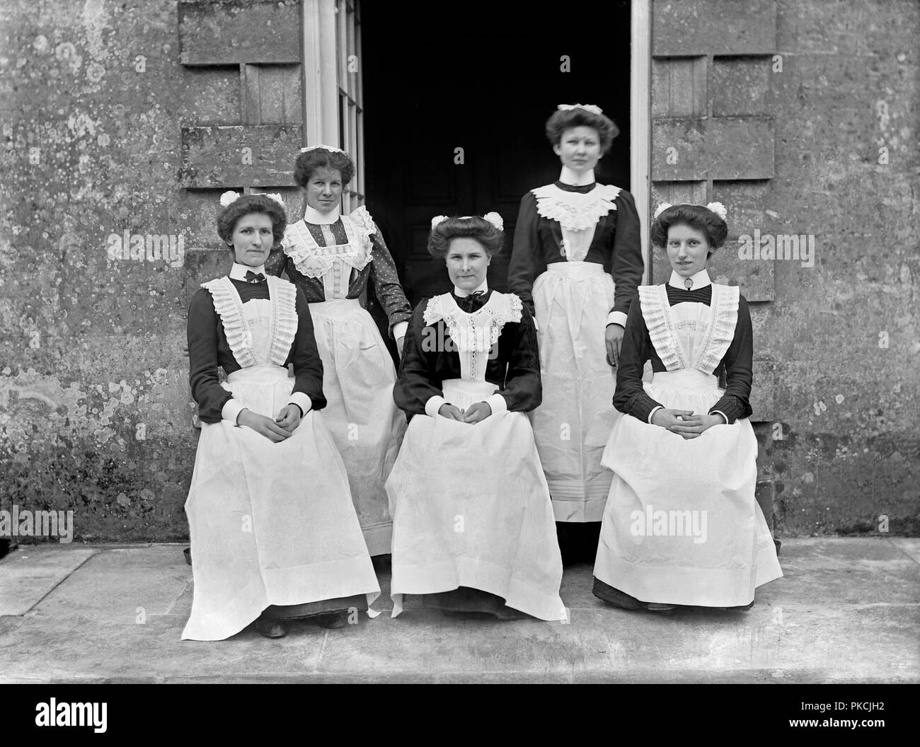 Servants at Biddlesden Park House, Buckinghamshire, c1896-c1920. Artist: Alfred Newton & Sons. Stock Photo