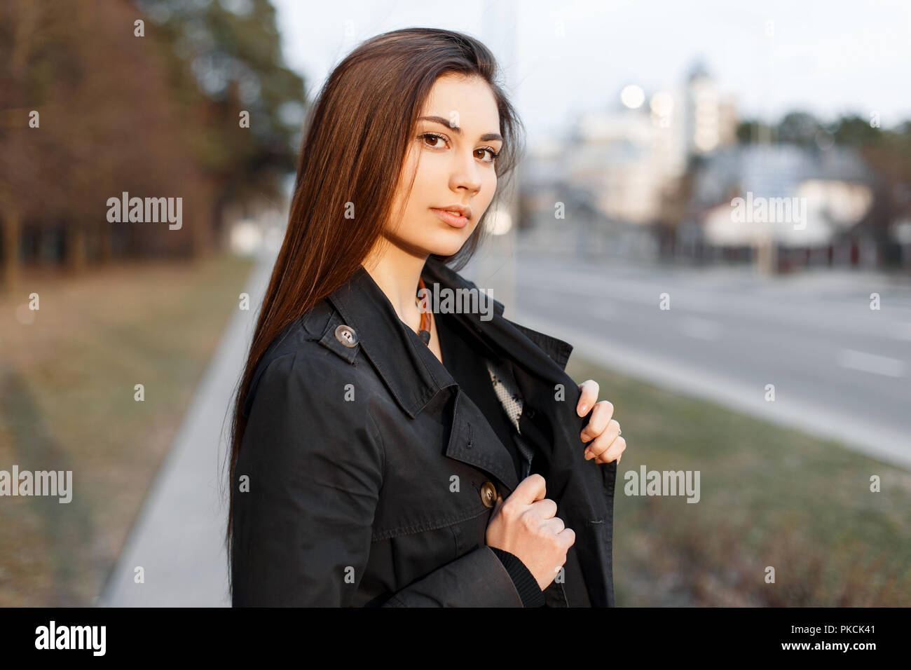 Black cloak hi-res stock photography and images - Alamy