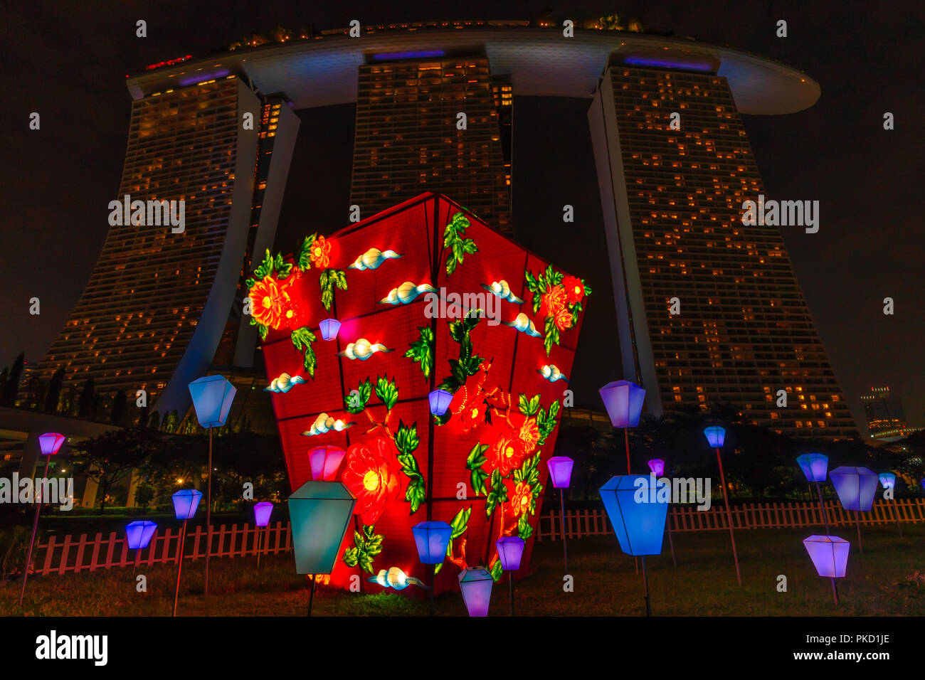Experience the MidAutumn Festival in Gardens by the Bay, Singapore