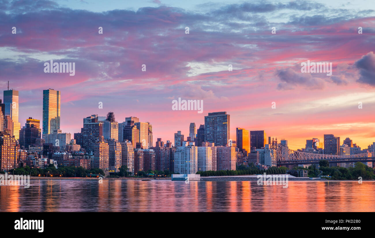 Skyline midtown manhattan queensboro bridge hires stock photography