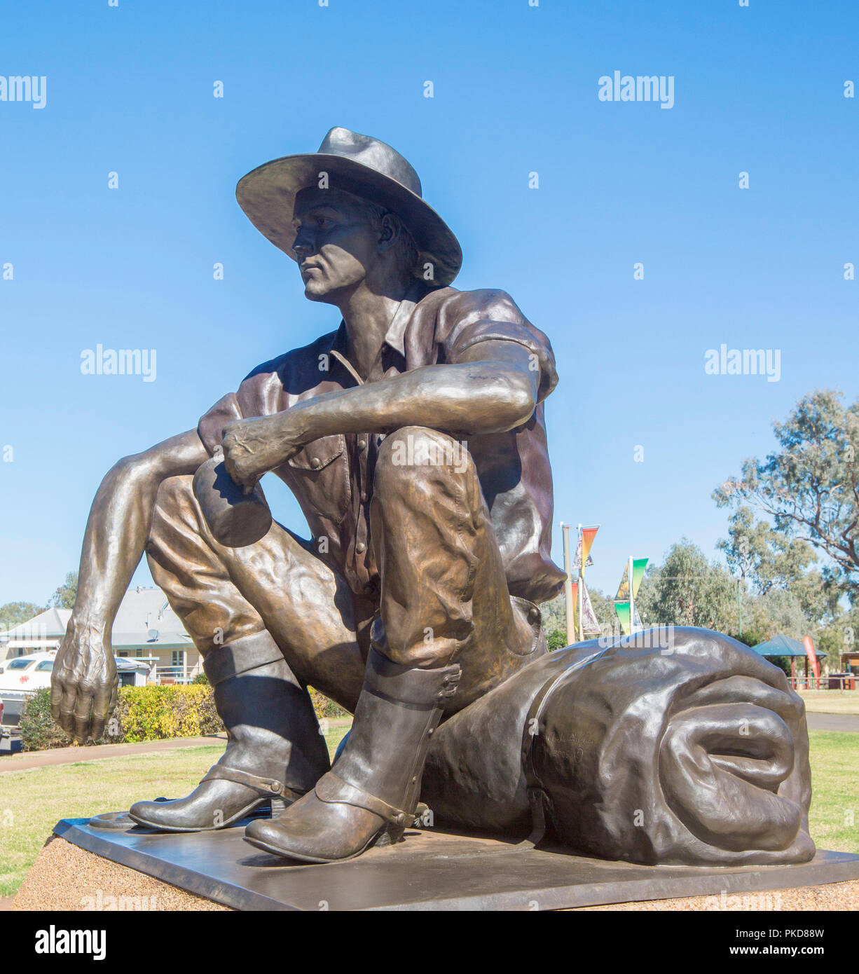 Statue of Australian outback character from song, Cunnamulla Fella