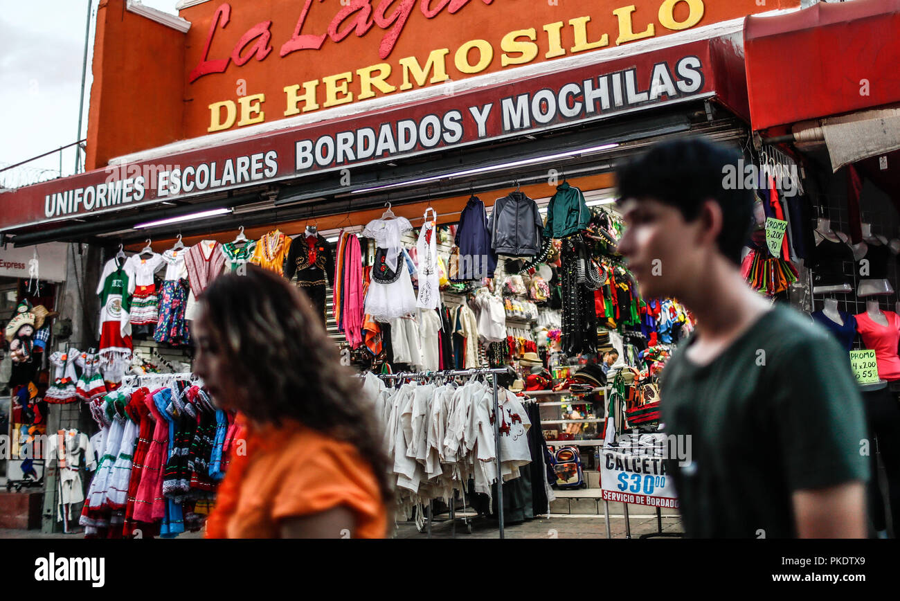 venta de mochilas en el centro historico