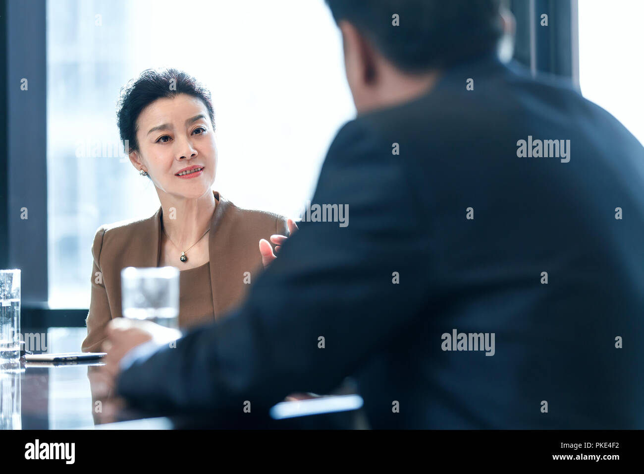Men in meeting conference room hi-res stock photography and images - Alamy