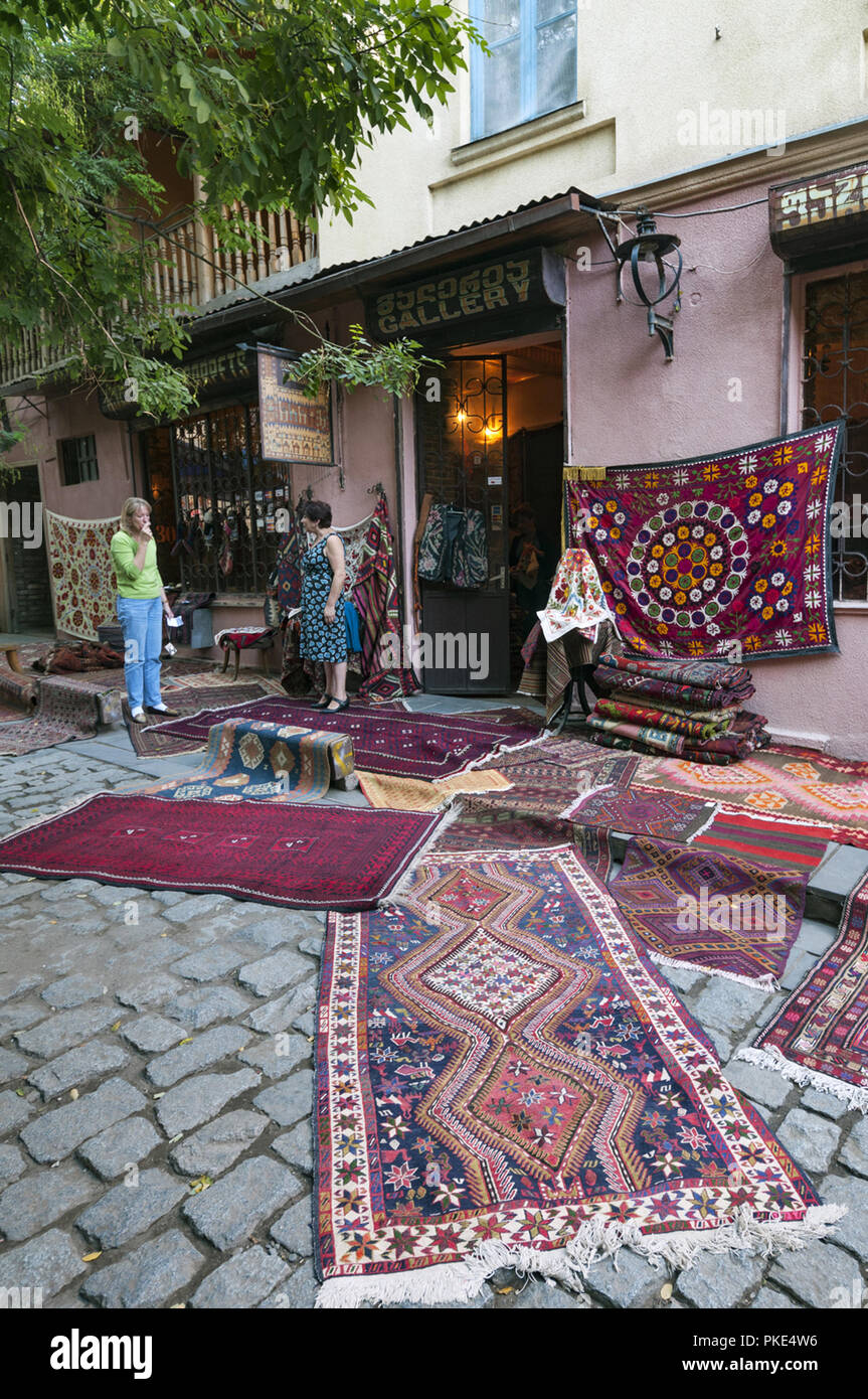 Rugs on display hires stock photography and images Alamy
