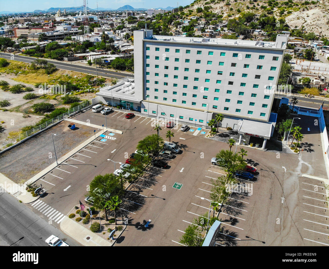 Hampton Inn by Hilton Hermosillo . Paisaje urbano, paisaje de la ciudad ...