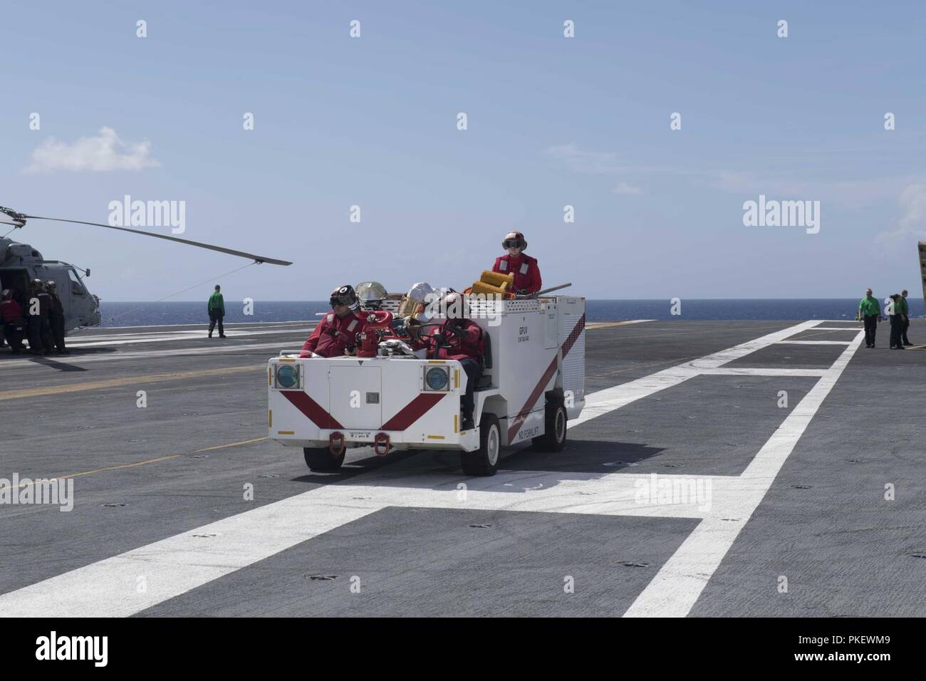 ATLANTIC OCEAN (Aug. 1, 2018) Sailors assigned to the crash and salvage ...