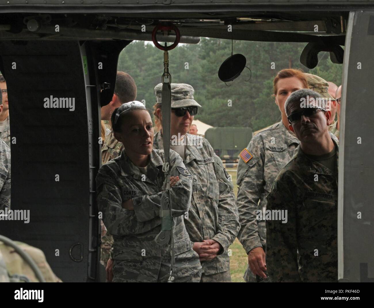 Hh 60m medevac helicopter hi-res stock photography and images - Alamy