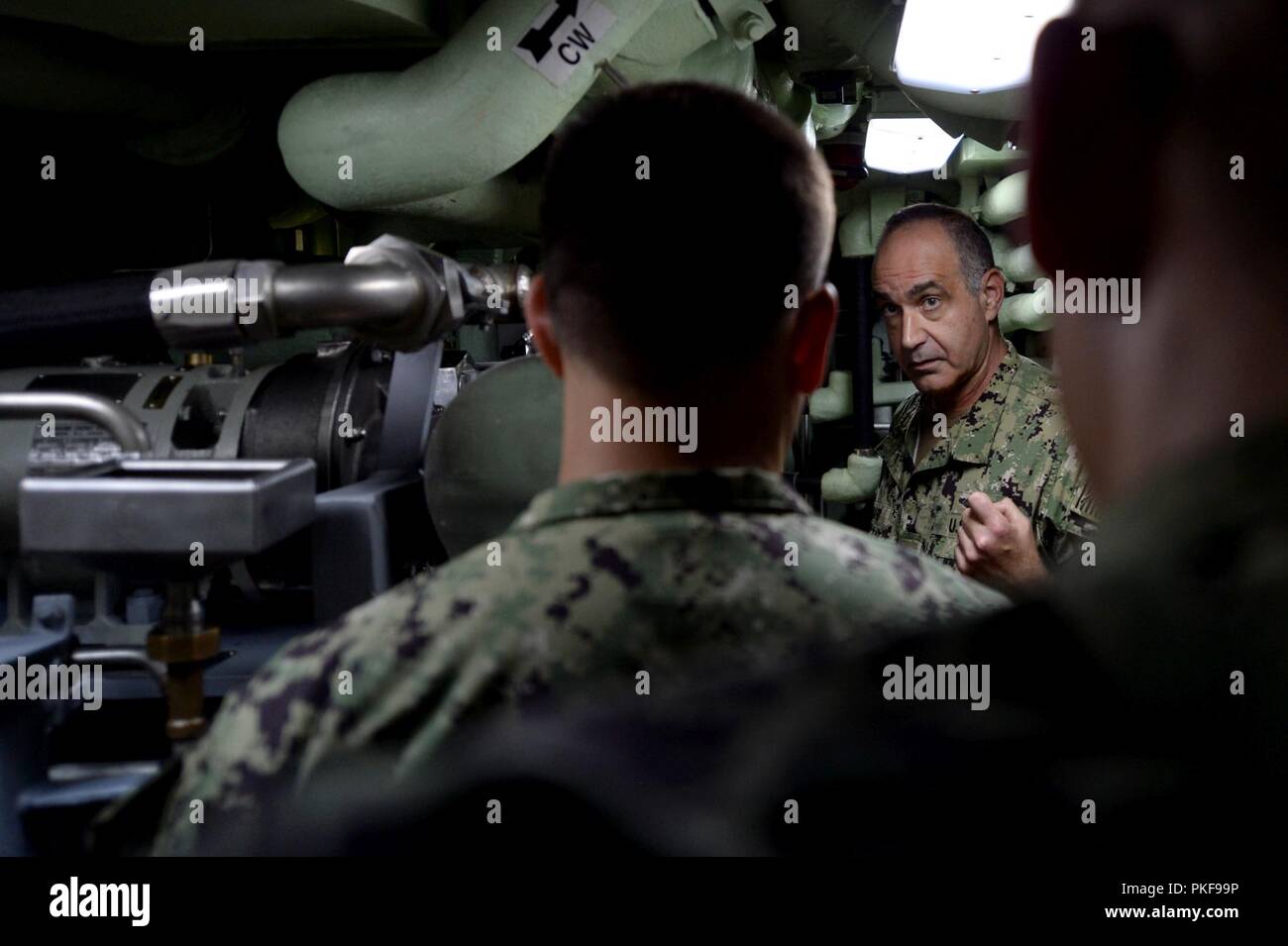 Chief machinist mate hi-res stock photography and images - Alamy