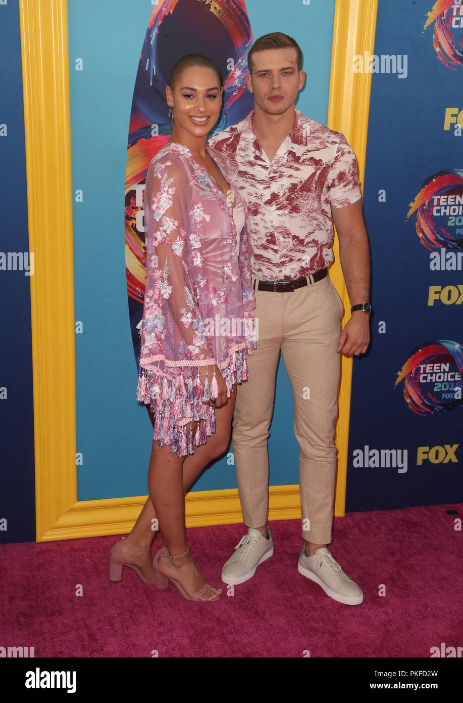 Gallery Detail: Teen Choice 2018 Featuring Oliver Stark Guest Where Inglewood
