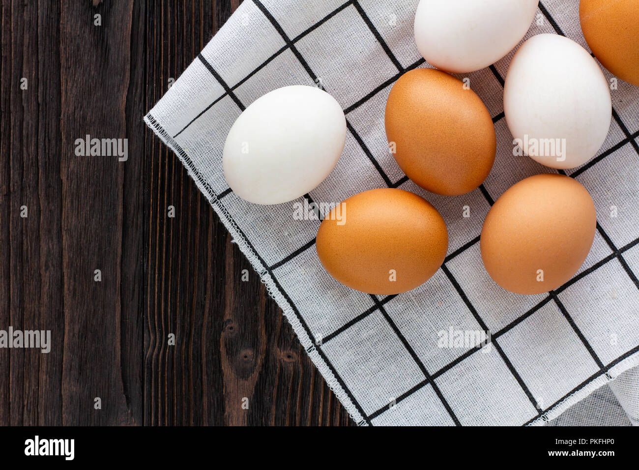 Chicken and Duck Eggs Stock Photo Alamy