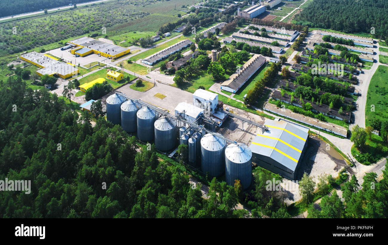 Agricultural Silos. Building Exterior, Storage and drying of grains ...