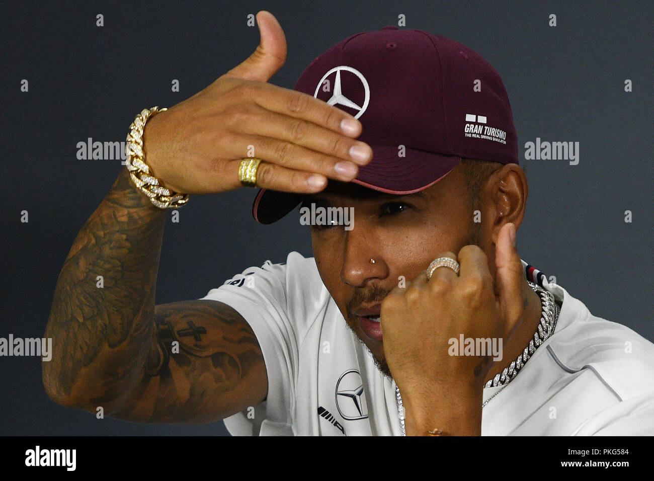 lewis hamilton ring