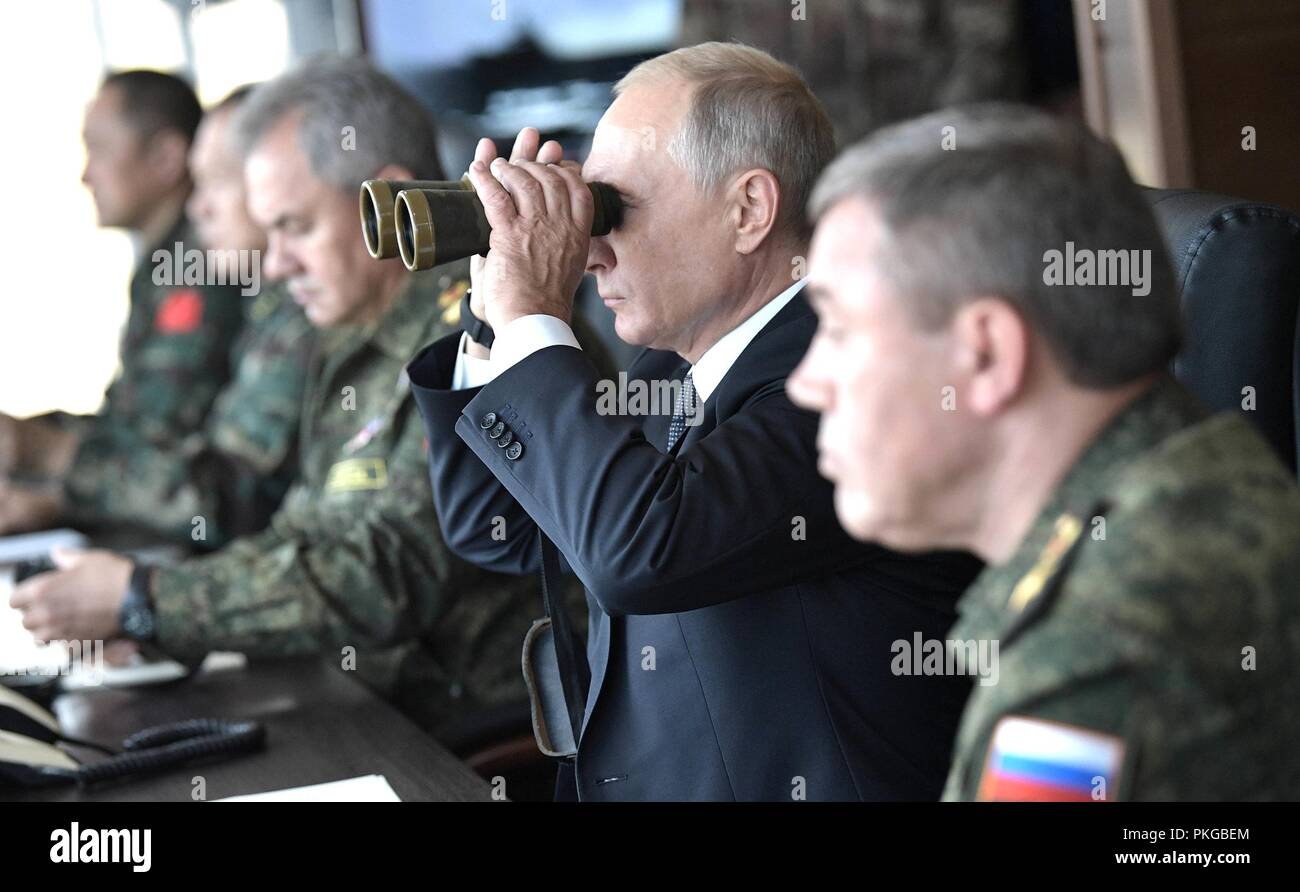 Shoigu instructed the General Staff to develop a plan for the deployment of troops in the Arctic 12/16/2013 37 Shoigu instructed the General Staff to develop a plan for the deployment of troops in the Arctic 12/16/2013 48