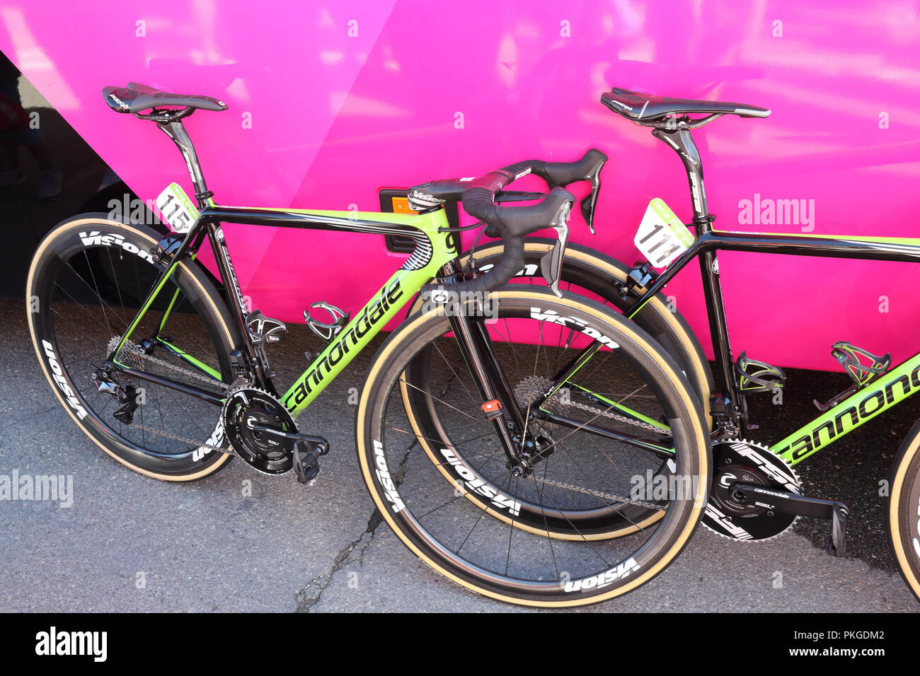 Ejea de los Caballeros, Spain. 13th Sep, 2018. Daniel Moreno Fernandez and Rigoberto Uran bicycles at TEAM EF EDUCATION FIRST DRAPAC PB CANNONDALE bus at the start of the Vuelta de Espana, stage 18. Isacco Coccato/Alamy Live News Stock Photo