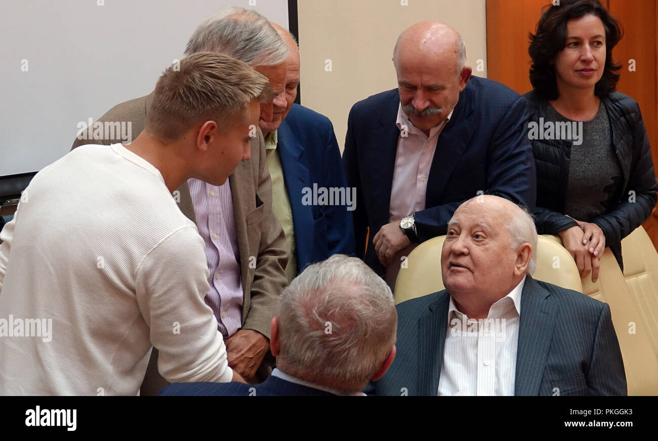 When and for what was the Nobel Prize awarded to Gorbachev When and for what was the Nobel Prize awarded to Gorbachev