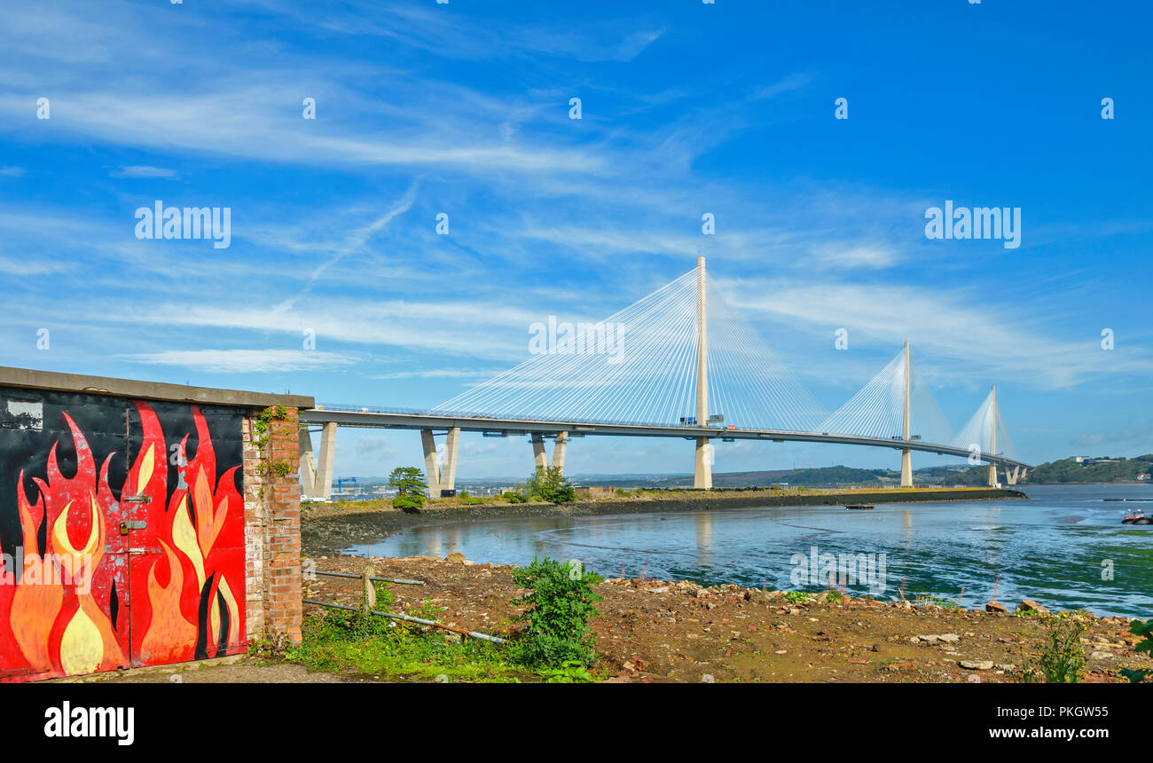 QUEENSFERRY CROSSING ROAD BRIDGE FIRTH OF FORTH SCOTLAND THE BRIDGE AND COLOURFUL GARAGE DOOR Stock Photo