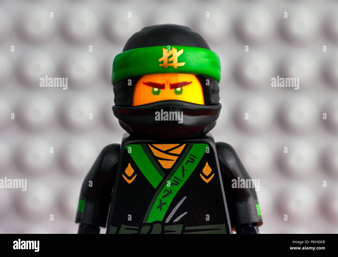 Tambov, Russian Federation - July 29, 2018 Portrait of Lego Ninjago Movie  minifigure - The Green Ninja against gray baseplate background. Studio shot  Stock Photo - Alamy