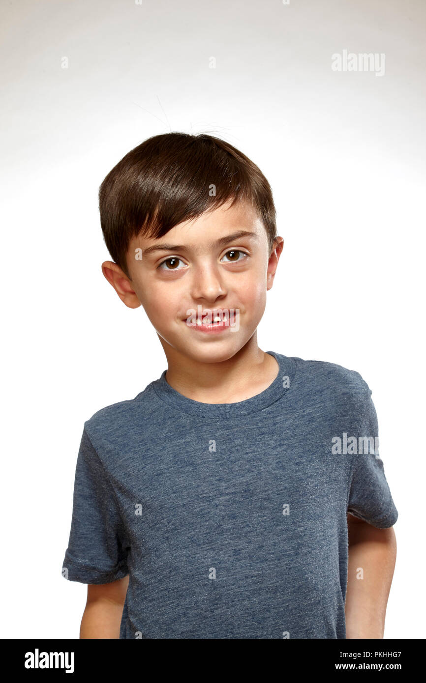 Bad teeth children hi-res stock photography and images - Alamy