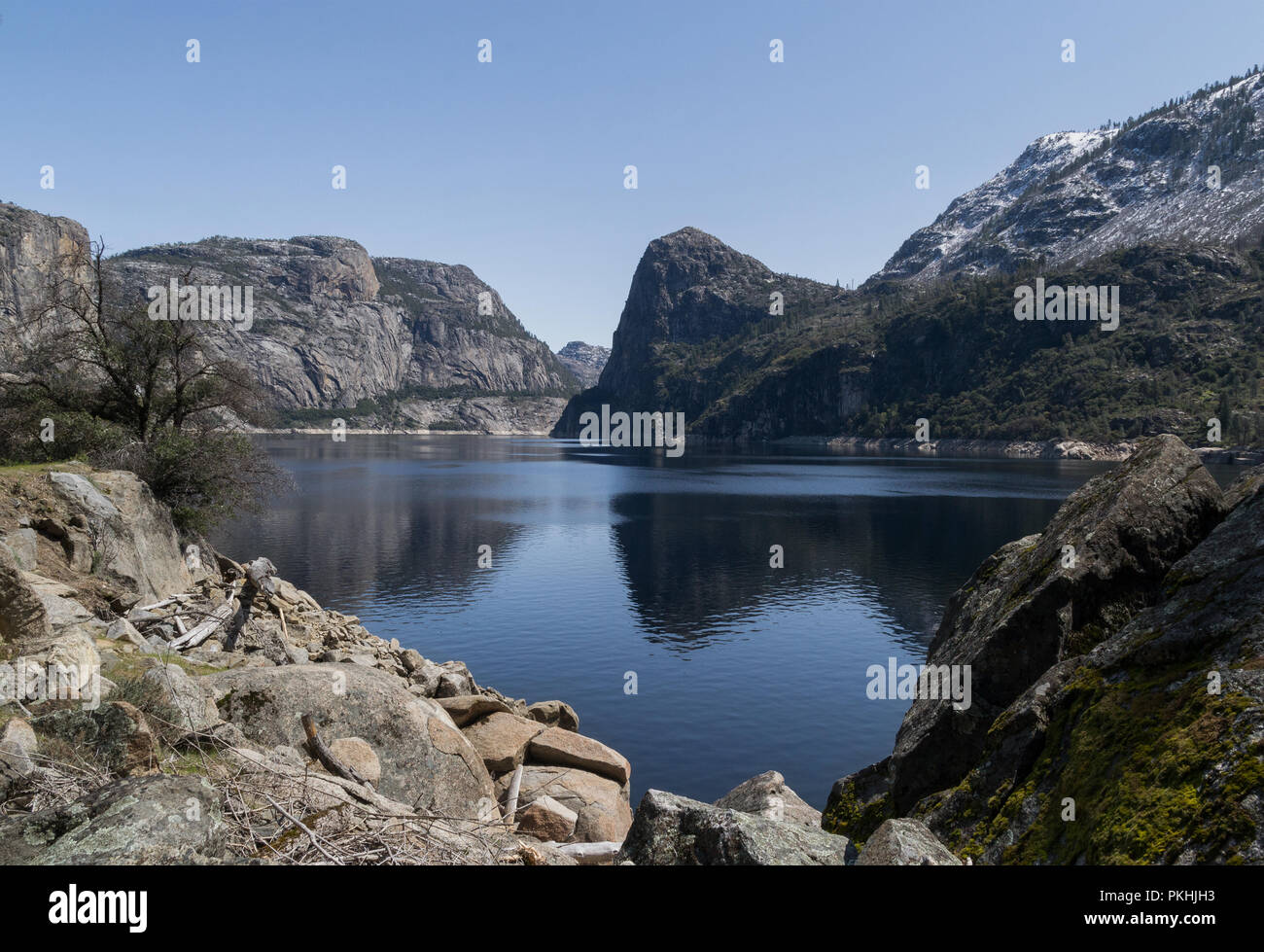 Hetch Hetchy Valley, the O'Shaughnessy Dam in Yosemite National Park