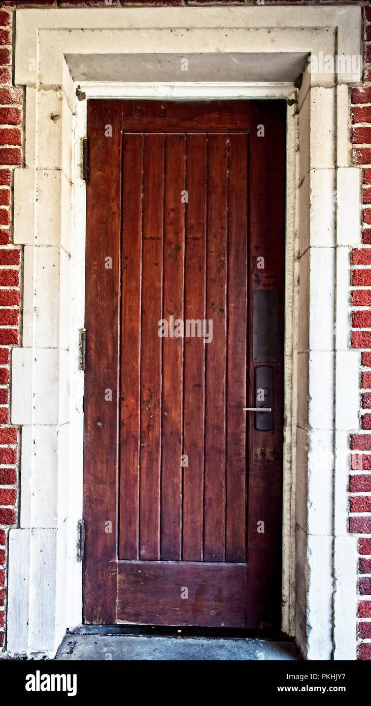 New Orleans La Usa May 9 2018 Wooden Door White Doorway In A