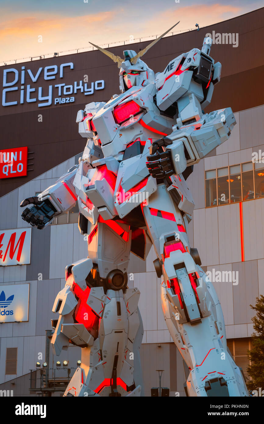 TOKYO, JAPAN - APRIL 20 2018: Full-size Mobile suit  RX-0 Unicorn Gundam replica from the Mobile Suit Gundam Unicorn series at  Diver City Tokyo Plaza Stock Photo