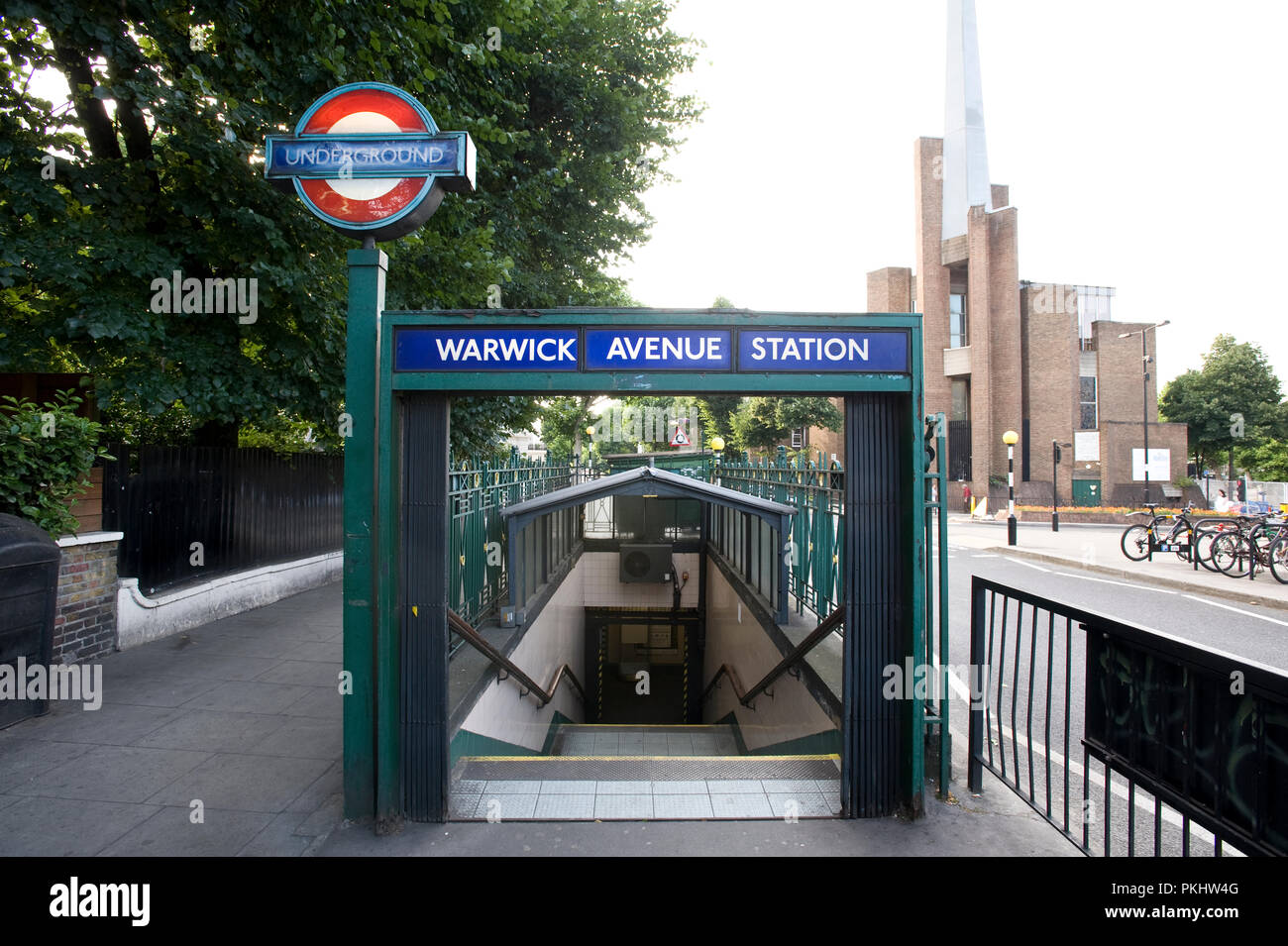 Maida vale tube hires stock photography and images Alamy