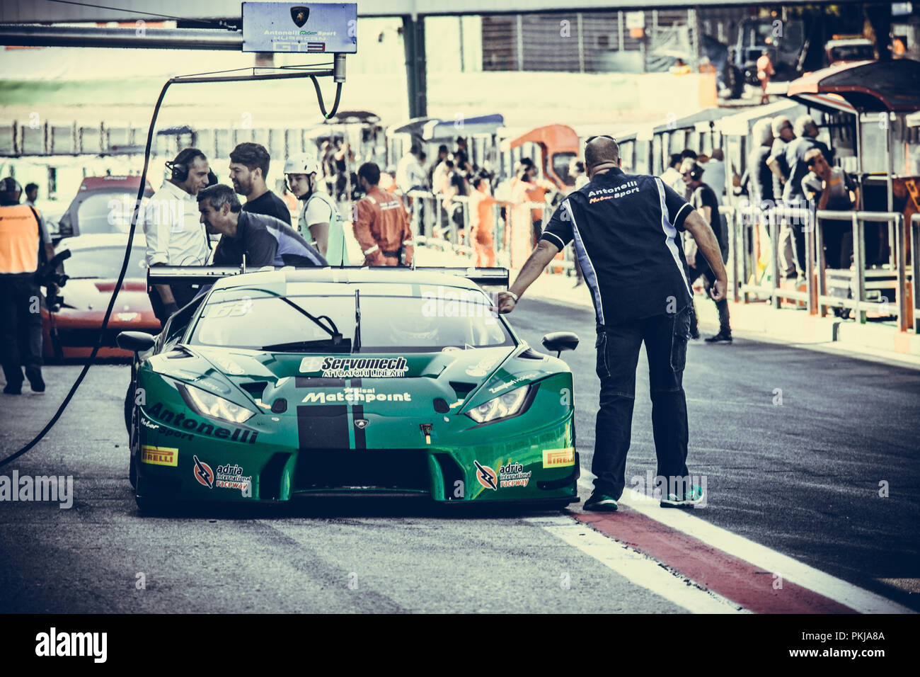 Lamborghini racing hi-res stock photography and images - Alamy