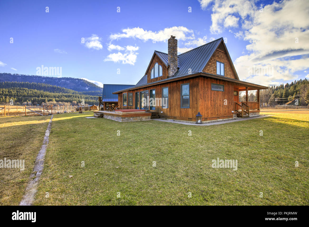 Lovely ranch house in the mountain valley. Northwest, USA Stock Photo