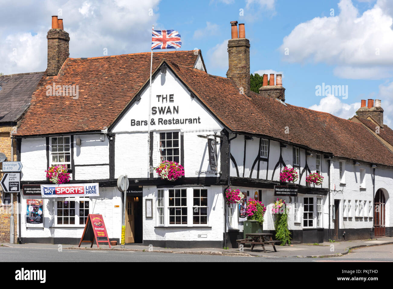 Iver buckinghamshire hires stock photography and images Alamy