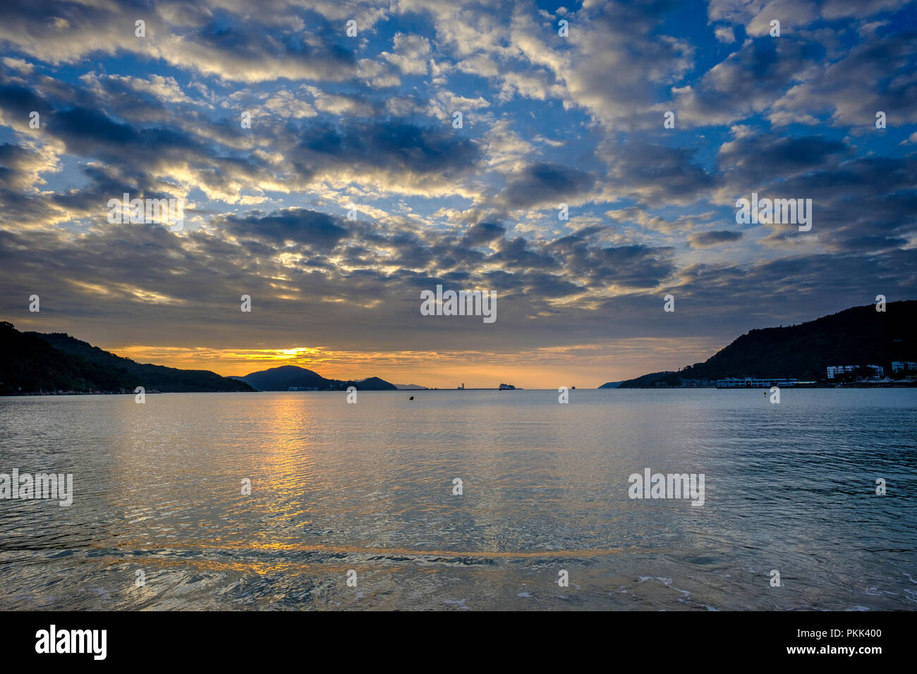 Hong Kong mui wo beach Stock Photo - Alamy