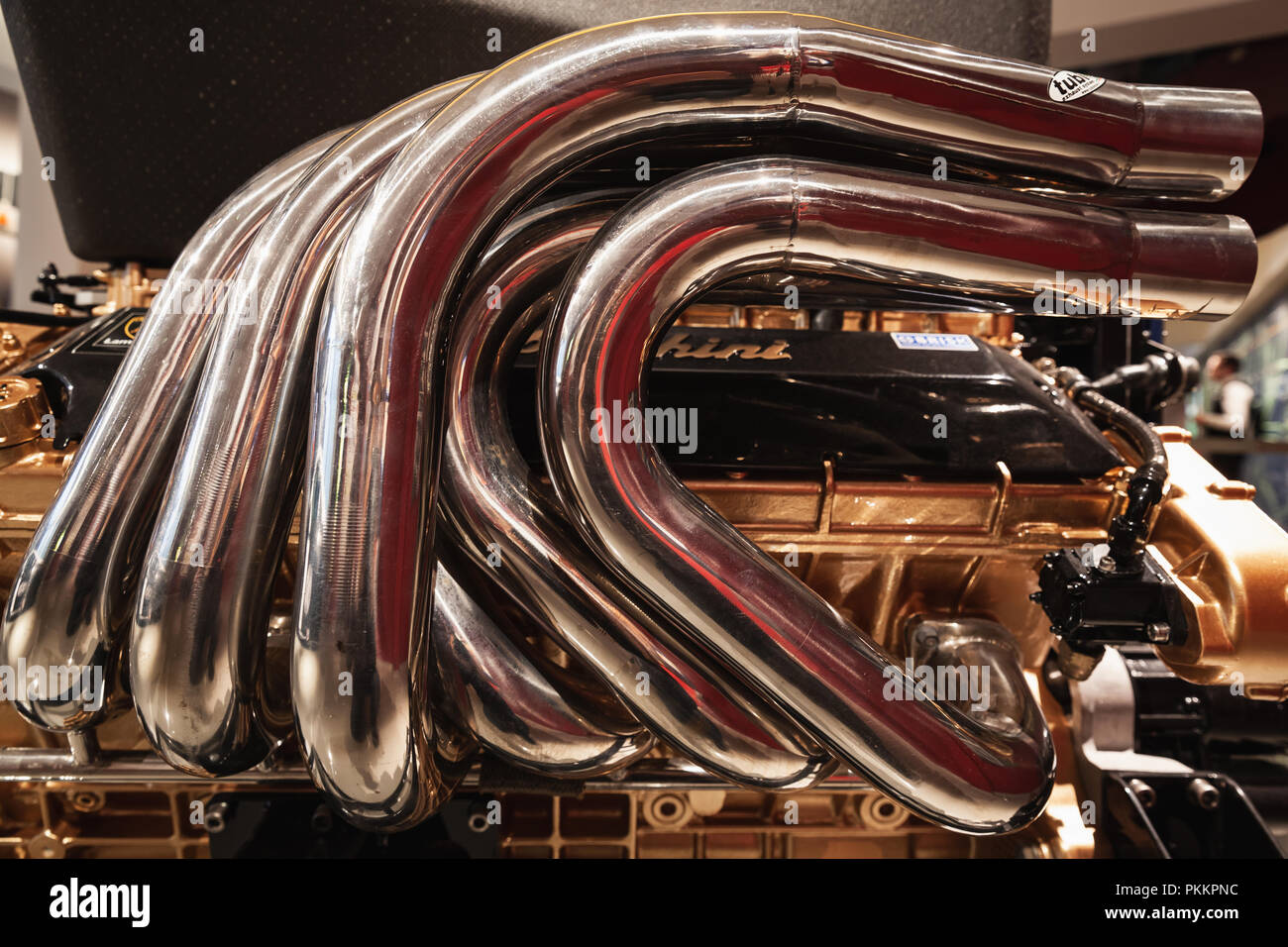 v12 engine hires stock photography and images Alamy
