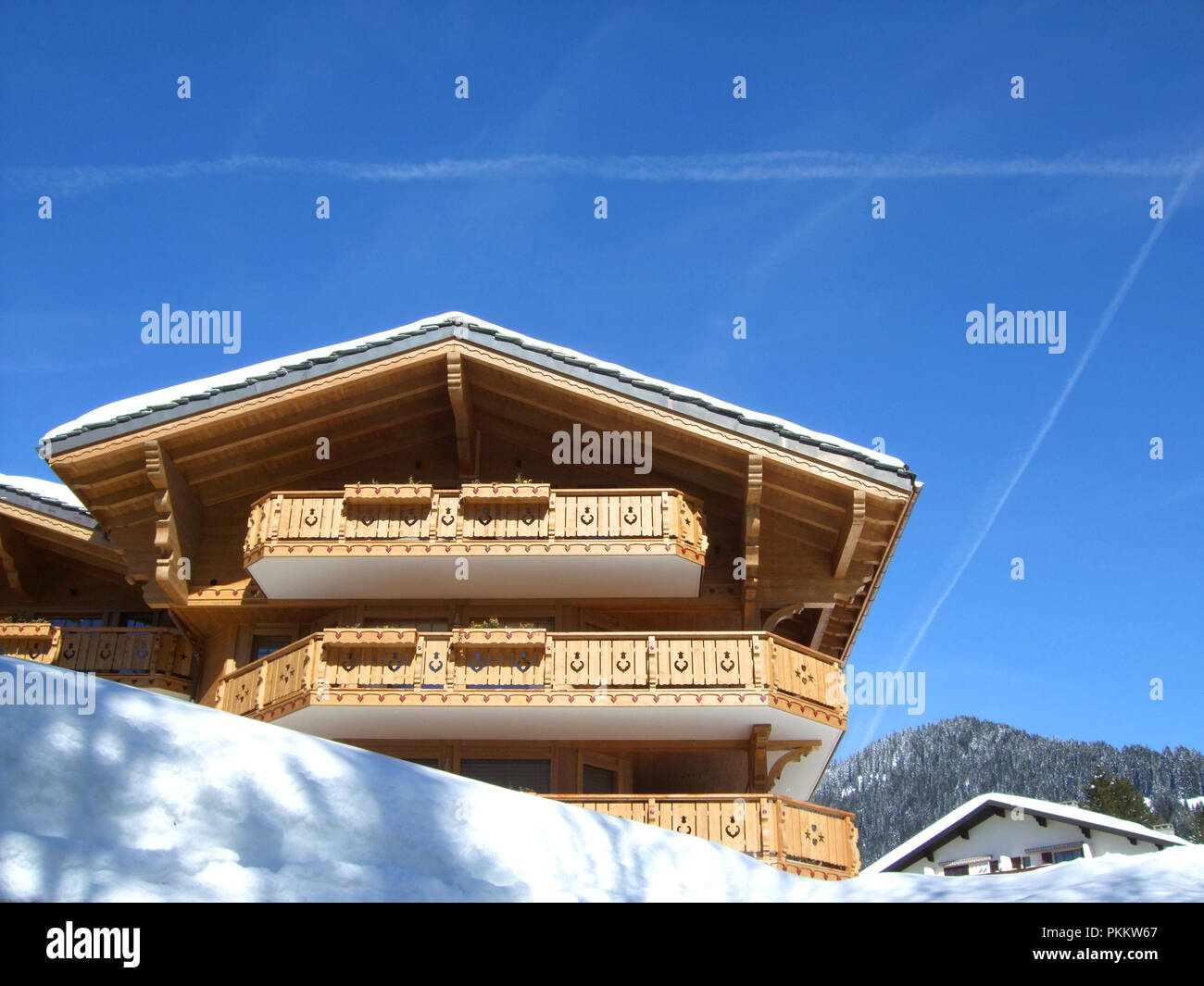 Wooden cottage in Swiss Alps Stock Photo Alamy
