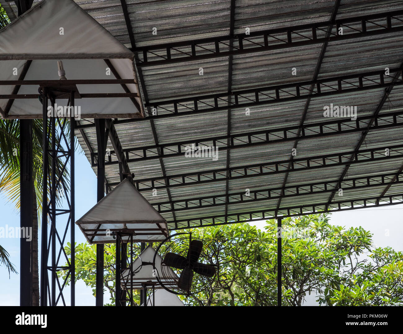 Metal sheet roof with the metallic insulation of the terrace in the