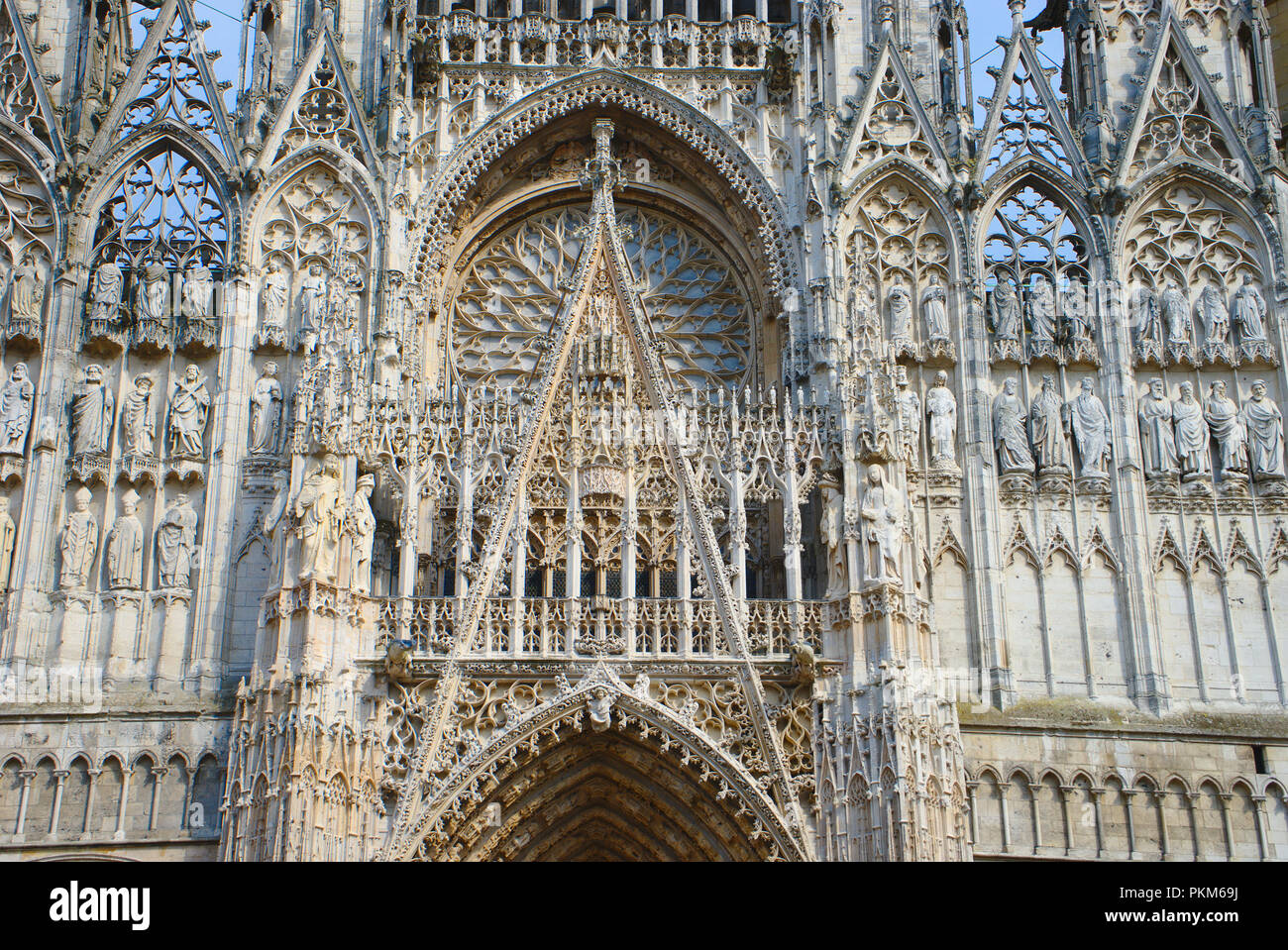 Cathedral Notre-Dame of Rouen. Front and central door Stock Photo - Alamy